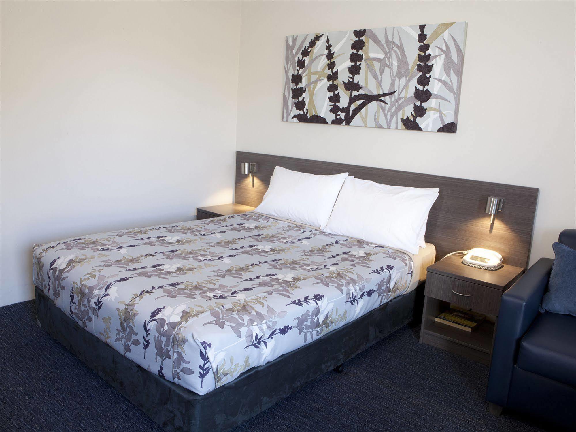 Narellan Motor Inn Buitenkant foto