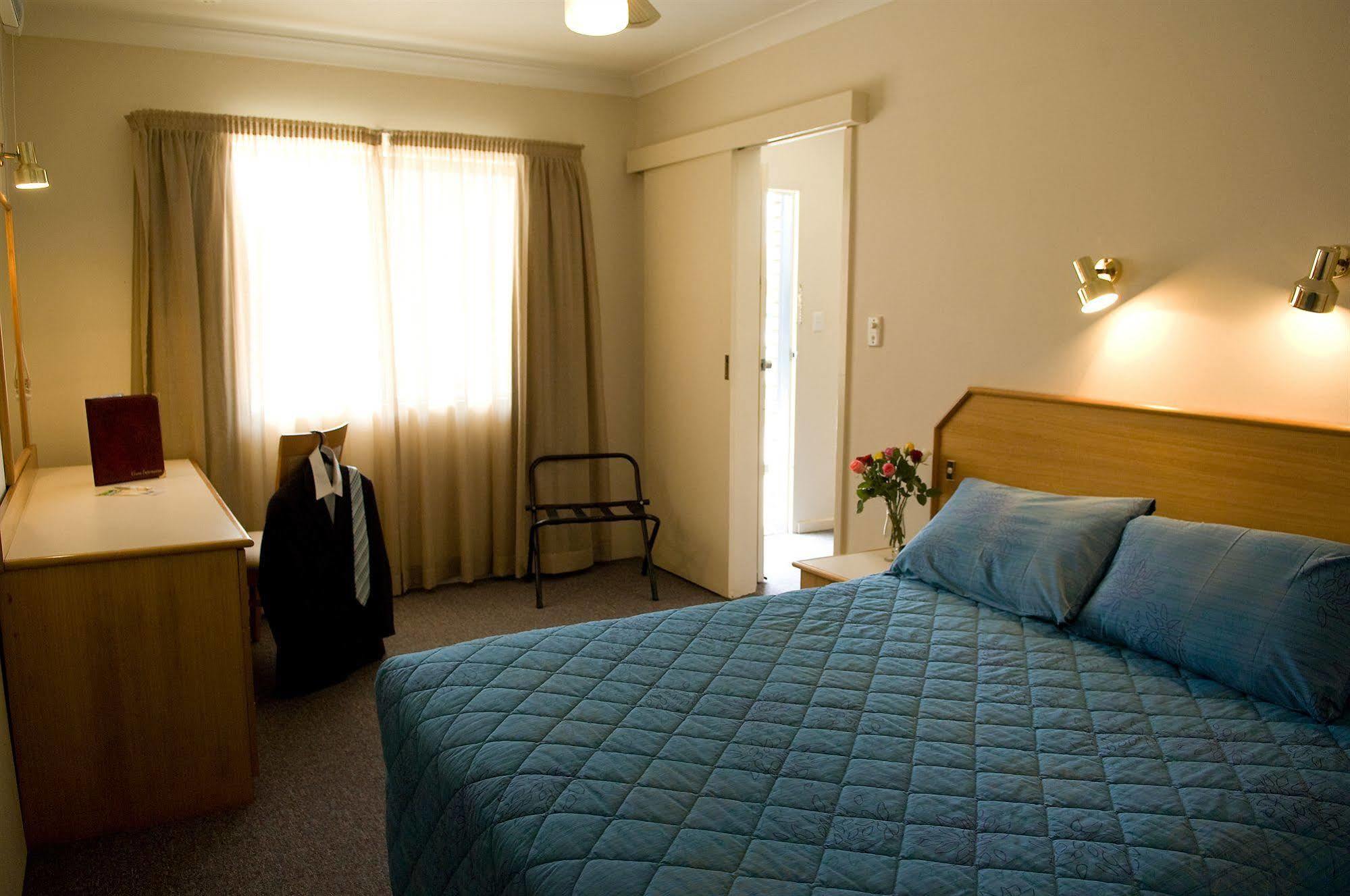 Narellan Motor Inn Buitenkant foto