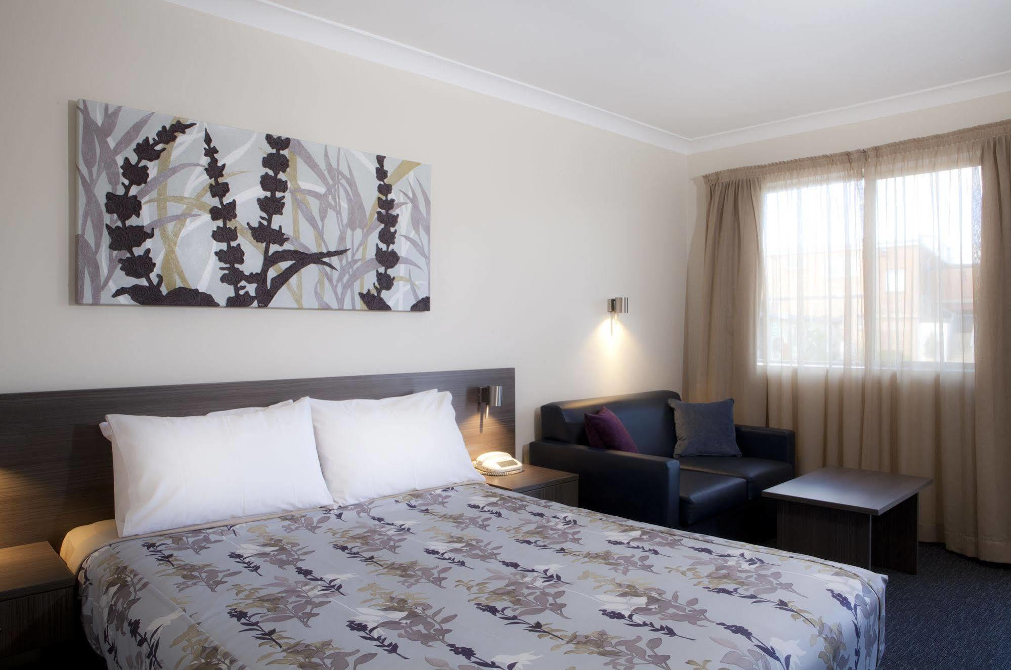 Narellan Motor Inn Buitenkant foto