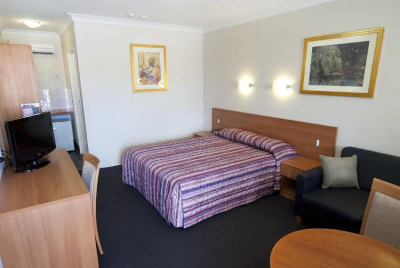 Narellan Motor Inn Buitenkant foto